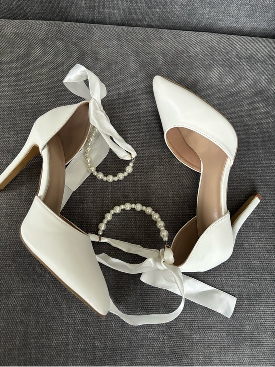 None Shoes - White Pointed-Toe Heels with Pearl beaded and ribbon tie